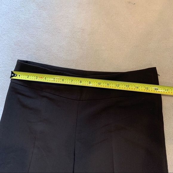 Brown RW&Co. Capris Size 6 - Picture 6 of 8